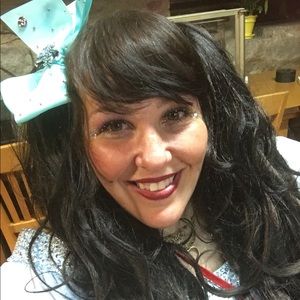 Meet your Posher, Tracy